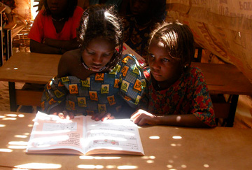 Girls affected by slavery in school in Niger