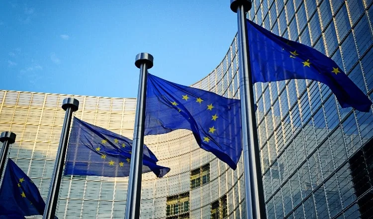 Flags outside the EU building